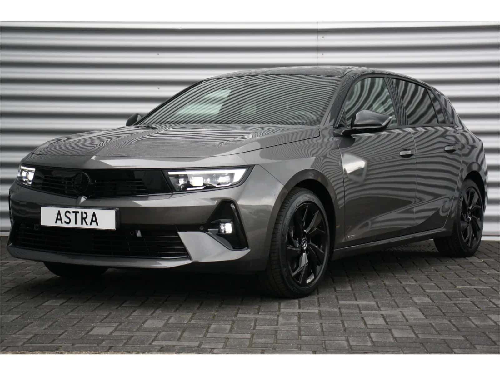 Opel Astra (2024) — foto 1