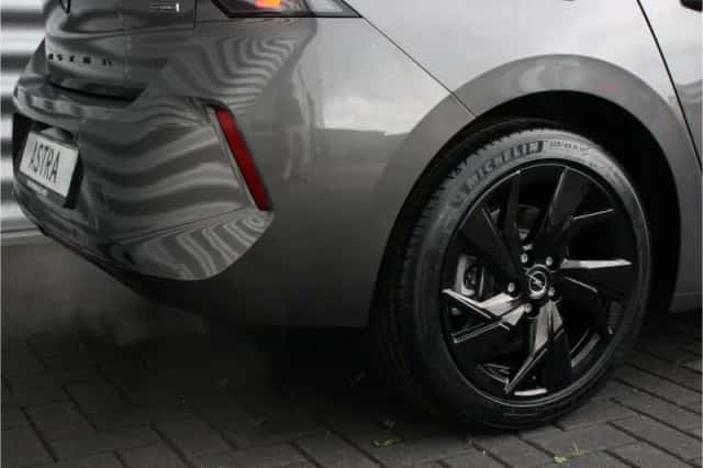 Opel Astra (2024) thumbnail 11