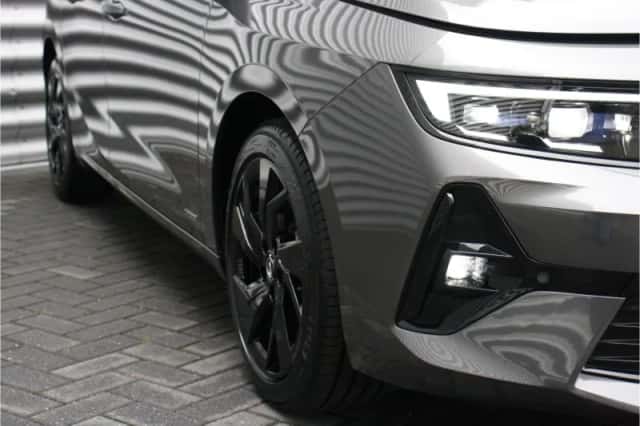 Opel Astra (2024) thumbnail 16