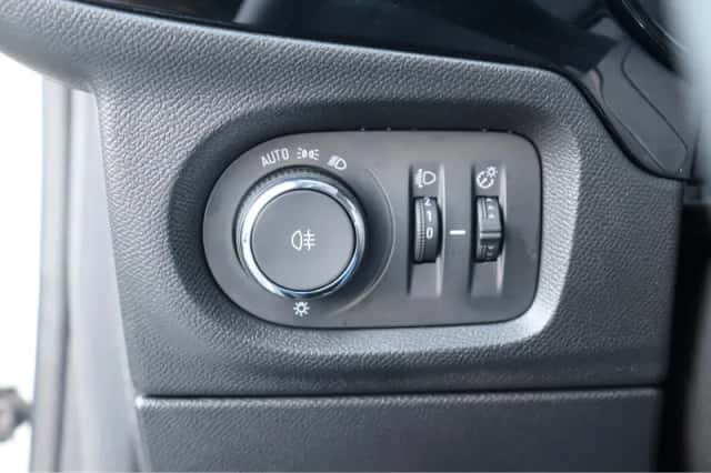 Opel Corsa (2022) thumbnail 19