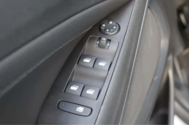 Opel Crossland (2024) thumbnail 20