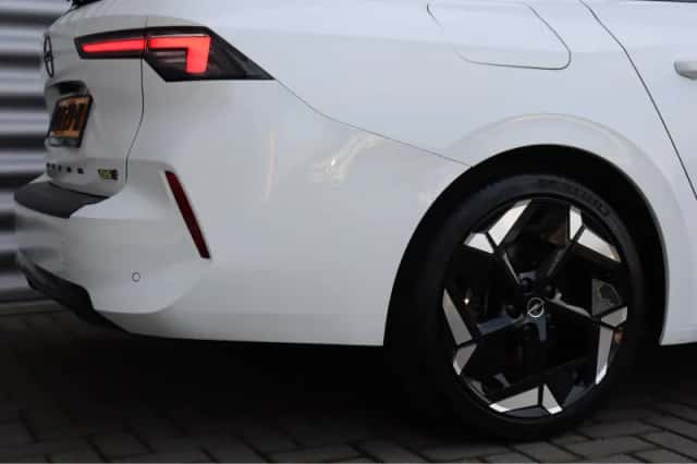 Opel Astra Sports Tourer (2023) thumbnail 17