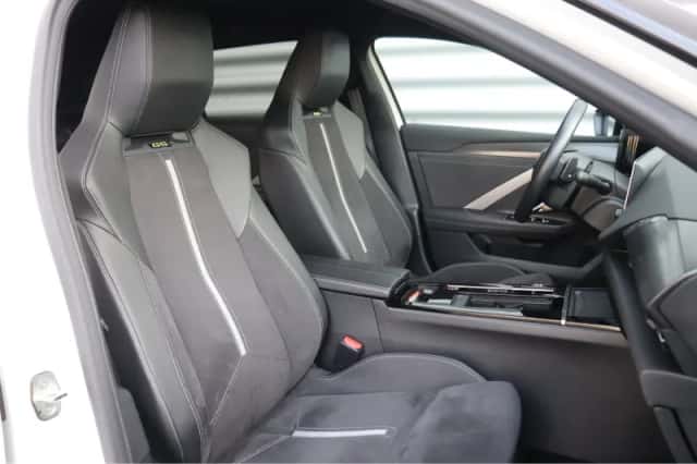 Opel Astra Sports Tourer (2023) thumbnail 21