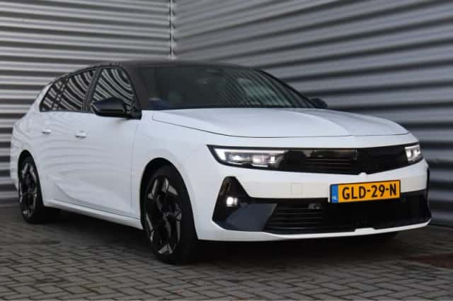 Opel Astra Sports Tourer (2023) thumbnail 4