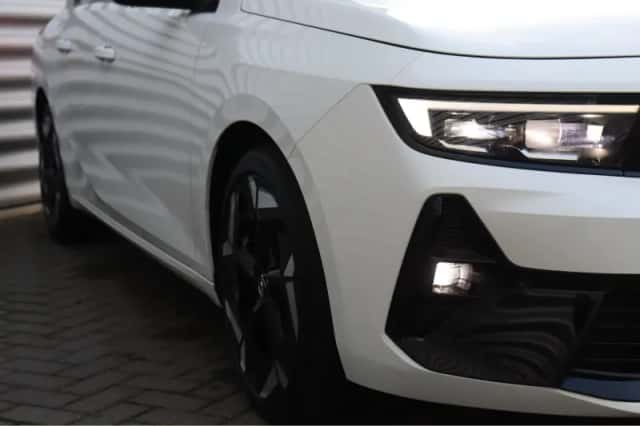 Opel Astra Sports Tourer (2023) thumbnail 10