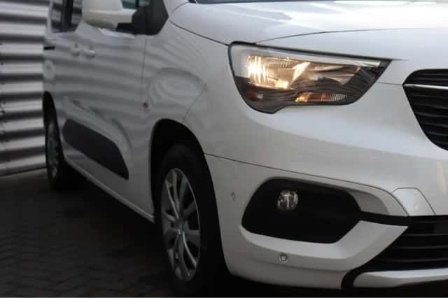 Opel Combo (2019) thumbnail 14