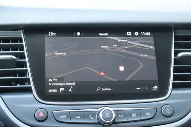 Opel Crossland (2022) thumbnail 24