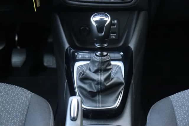 Opel Crossland (2022) thumbnail 29