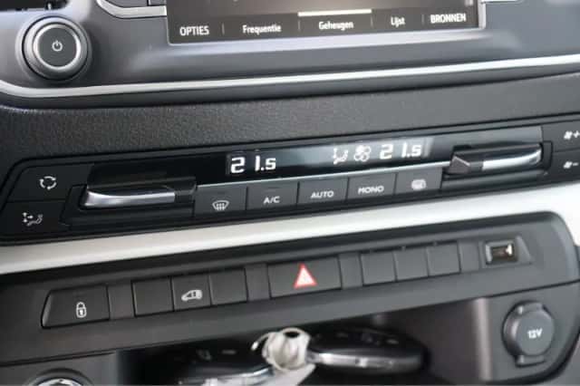 Opel Vivaro (2024) thumbnail 36