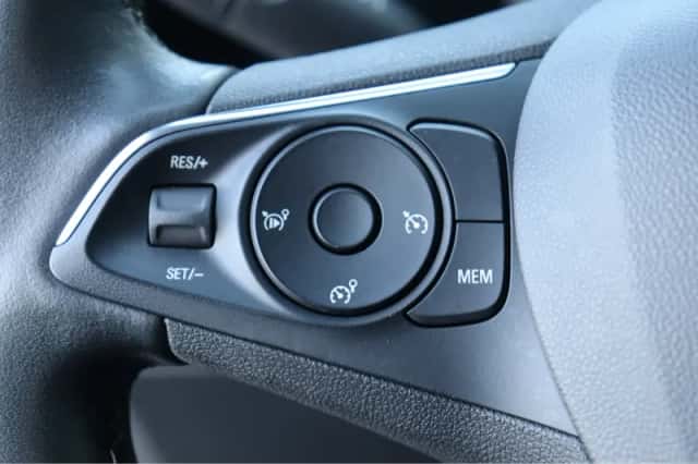 Opel Mokka (2022) thumbnail 22