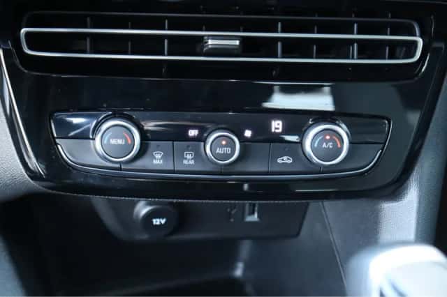 Opel Mokka (2022) thumbnail 30