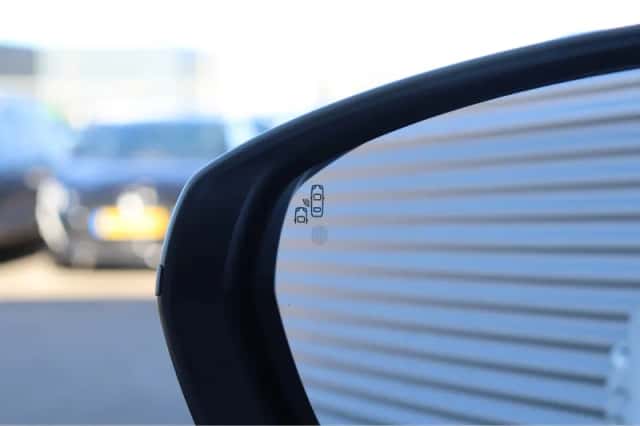 Opel Grandland X (2019) thumbnail 13