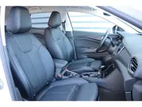 Opel Grandland X (2019) thumbnail 18