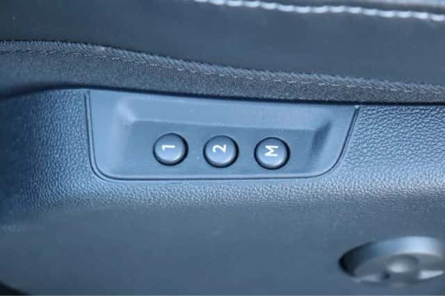 Opel Grandland X (2019) thumbnail 21