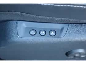 Opel Grandland X (2019) thumbnail 21