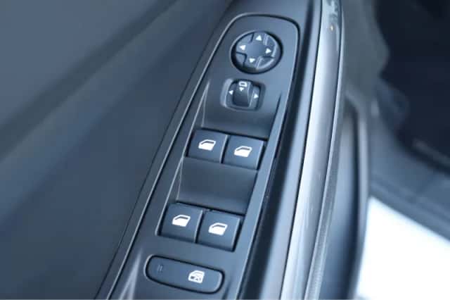 Opel Grandland X (2019) thumbnail 22