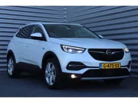 Opel Grandland X (2019) thumbnail 4