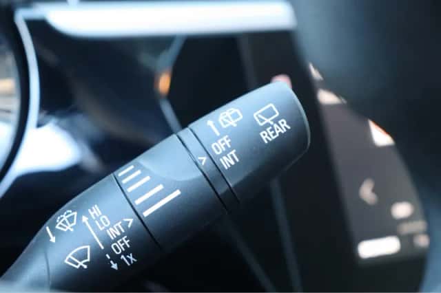 Opel Corsa (2023) thumbnail 24