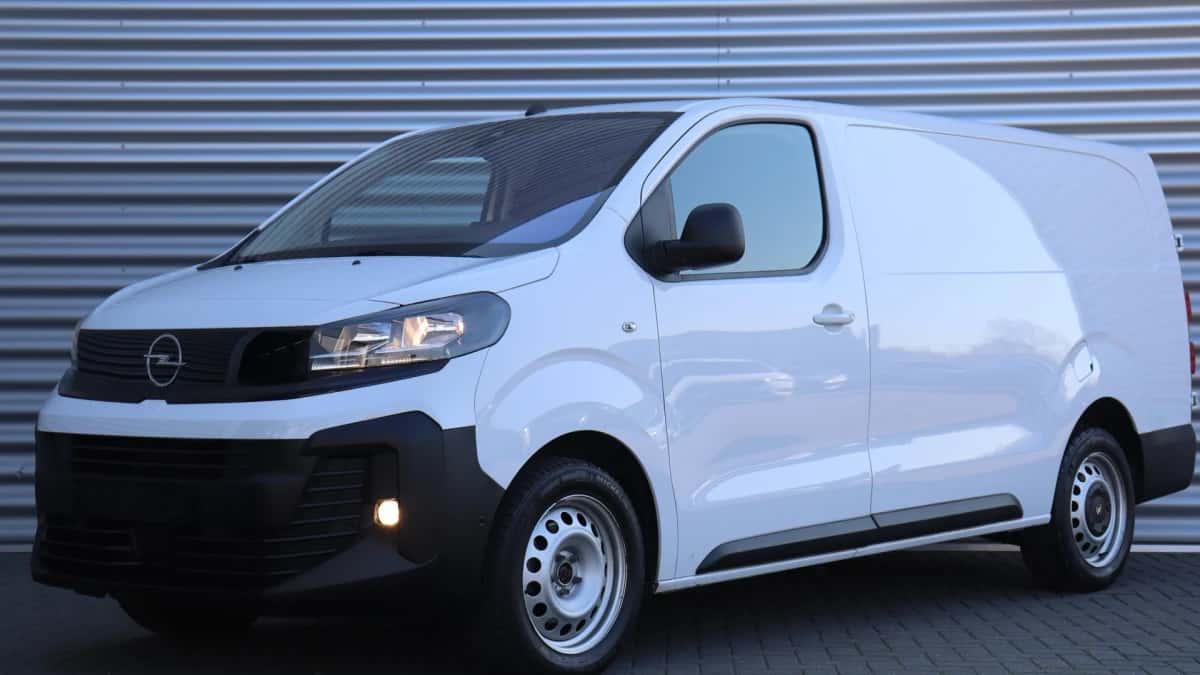 Opel Vivaro (2024) — foto 1