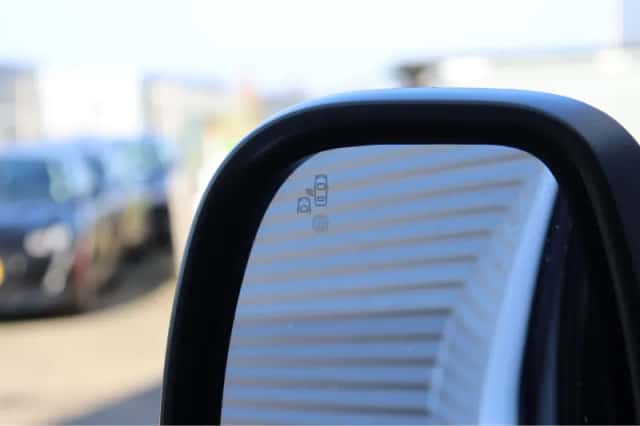 Opel Vivaro (2024) thumbnail 13