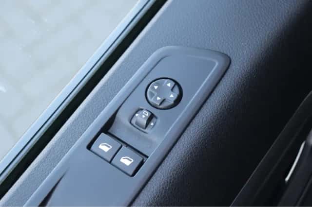 Opel Vivaro (2024) thumbnail 20