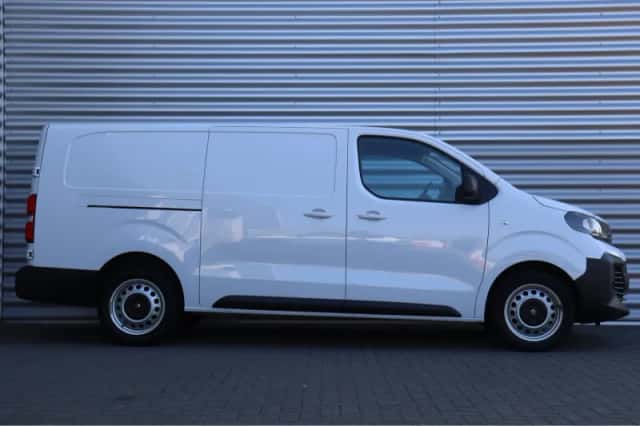 Opel Vivaro (2024) thumbnail 3