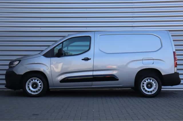 Opel Combo (2024) thumbnail 2