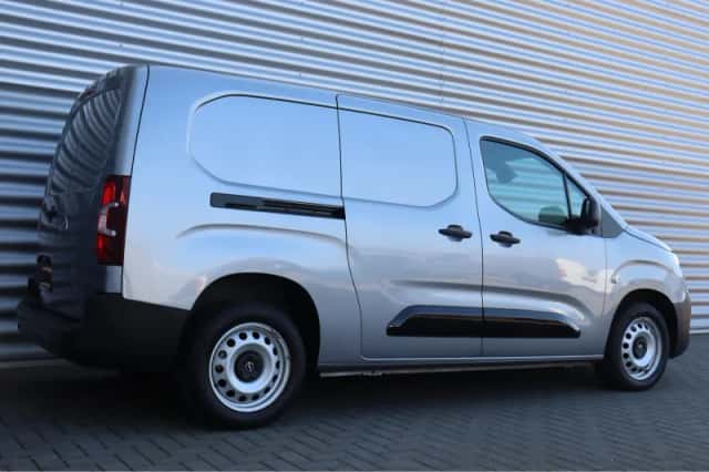 Opel Combo (2024) thumbnail 9
