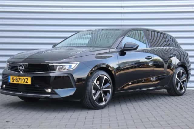 Opel Astra (2023) thumbnail 1