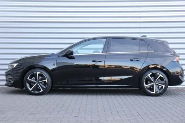 Opel Astra (2023) thumbnail 2