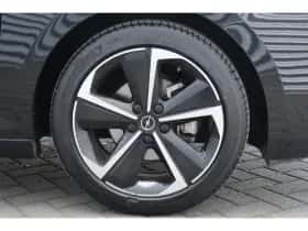 Opel Astra (2023) thumbnail 11