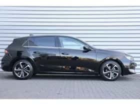Opel Astra (2023) thumbnail 3