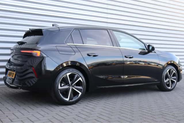 Opel Astra (2023) thumbnail 9