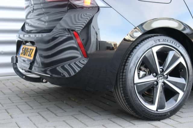 Opel Astra (2023) thumbnail 10