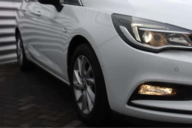 Opel Astra (2019) thumbnail 15