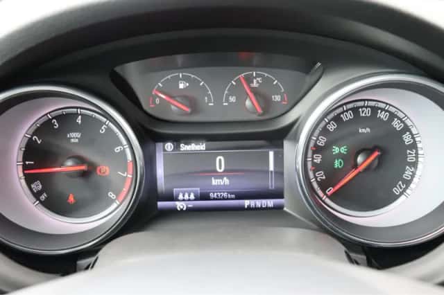Opel Astra (2019) thumbnail 27