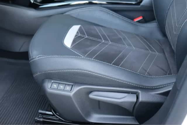 Opel Mokka (2023) thumbnail 21