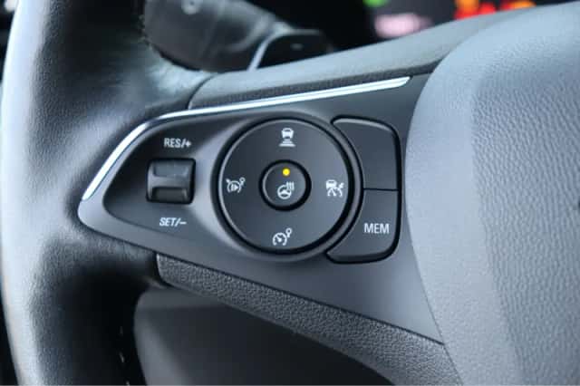 Opel Mokka (2023) thumbnail 26