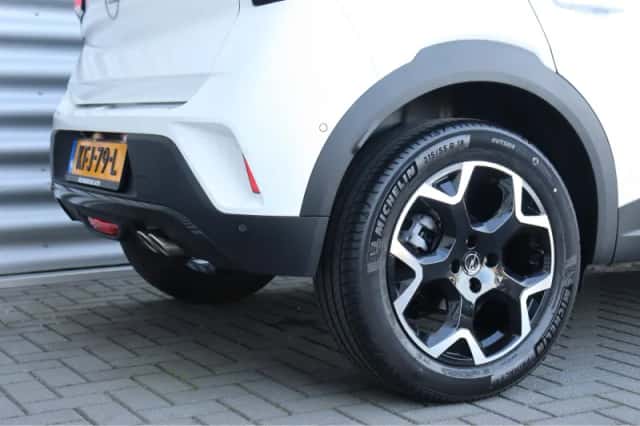 Opel Mokka (2023) thumbnail 10