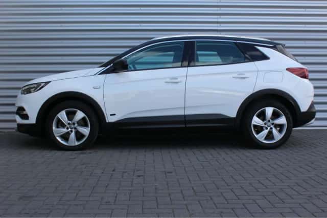 Opel Grandland X (2021) thumbnail 2