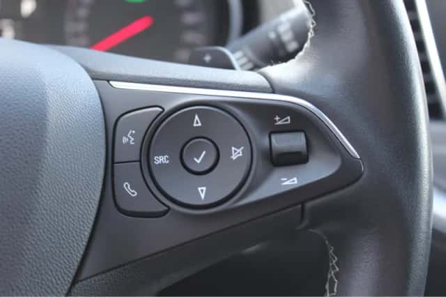 Opel Grandland X (2021) thumbnail 25