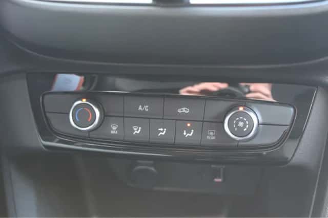 Opel Corsa (2023) thumbnail 26