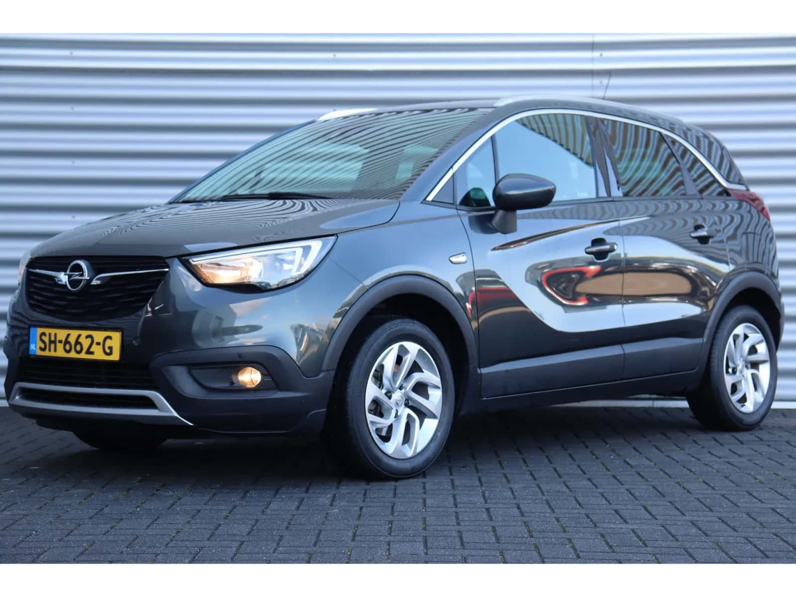 Opel Crossland X (2018) — foto 1