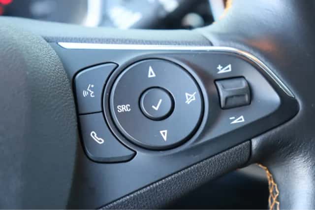 Opel Crossland X (2018) thumbnail 25