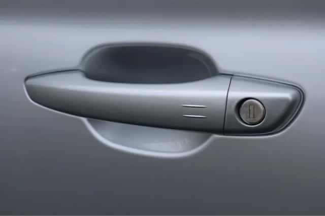 Opel Corsa-e (2023) thumbnail 12