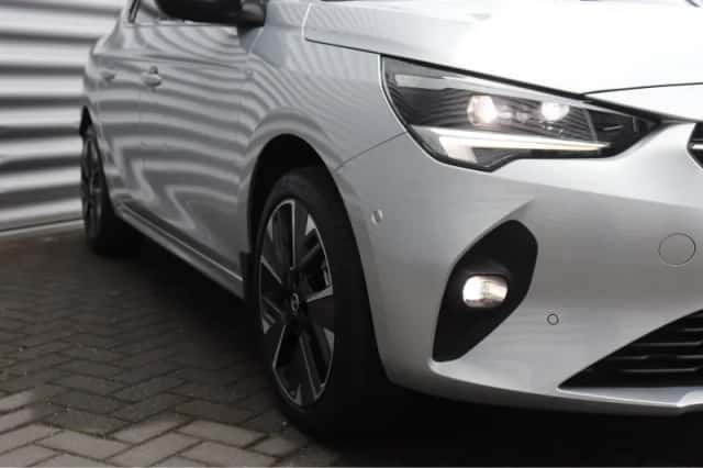 Opel Corsa-e (2023) thumbnail 15