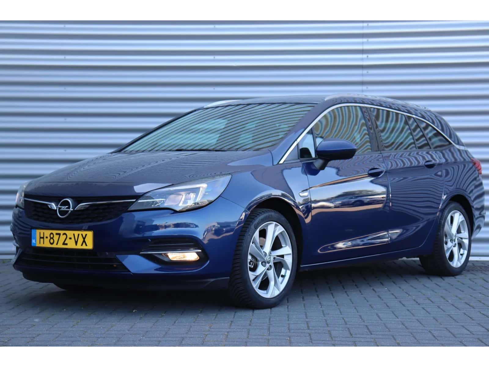 Opel Astra (2020) — foto 1