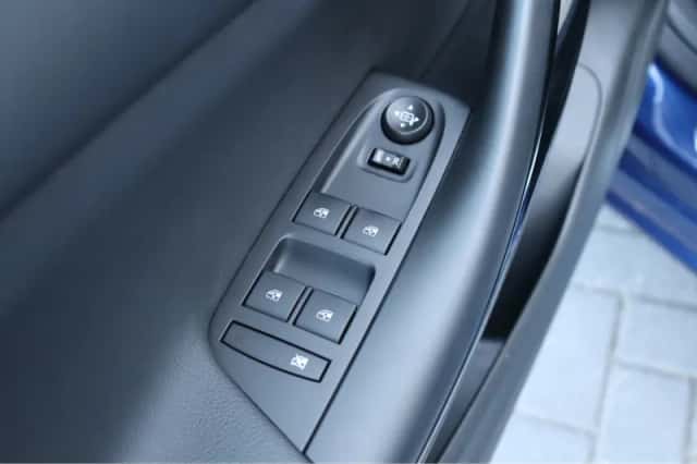 Opel Astra (2020) thumbnail 19