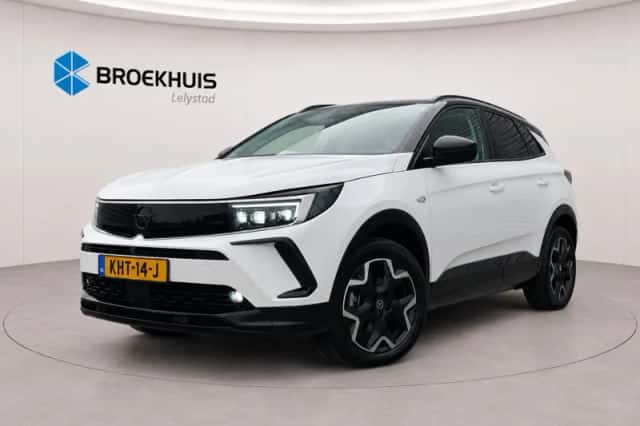 Opel Grandland (2024) thumbnail 1