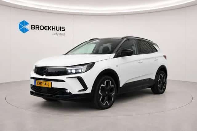 Opel Grandland (2024) thumbnail 6